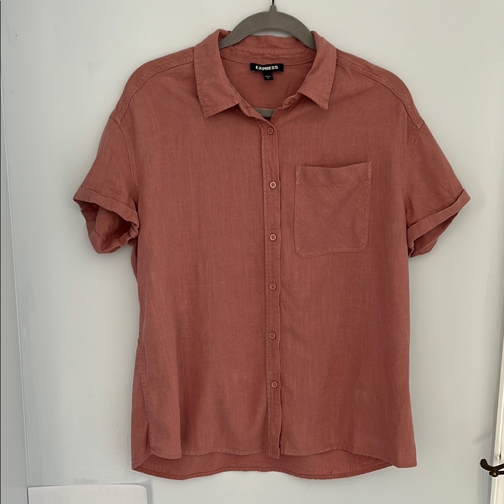 Short Sleeve Linen-Feel Button Down